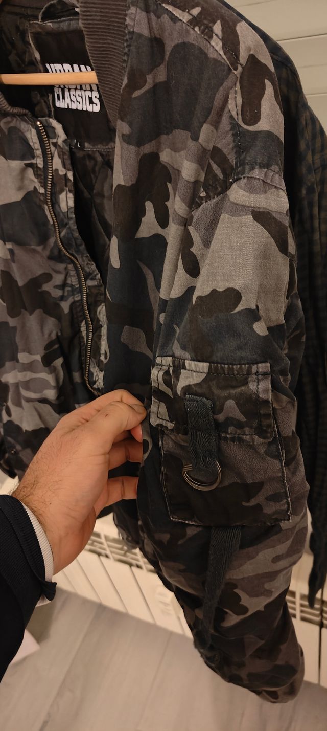 Bomber Urban Classics Giacca Vintage Camo