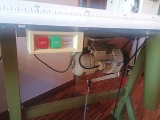 Maquina de coser rematadora