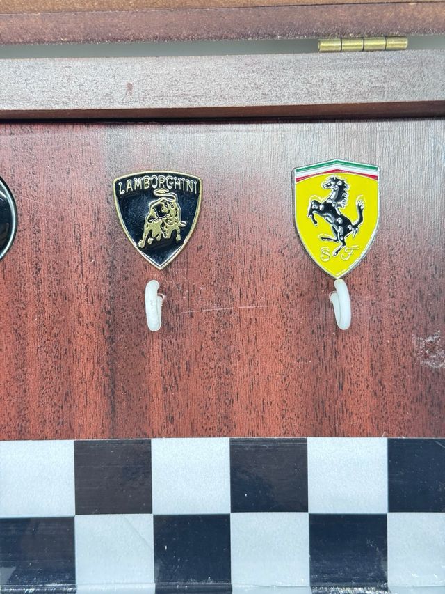 Caja para llaves de coche marcas de lujo