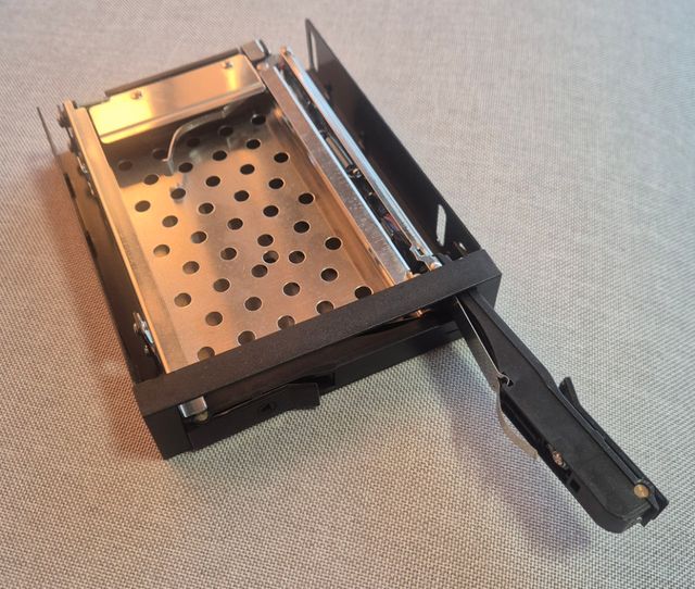 Caja interna 3.5" para 2 discos SATA 2.5"