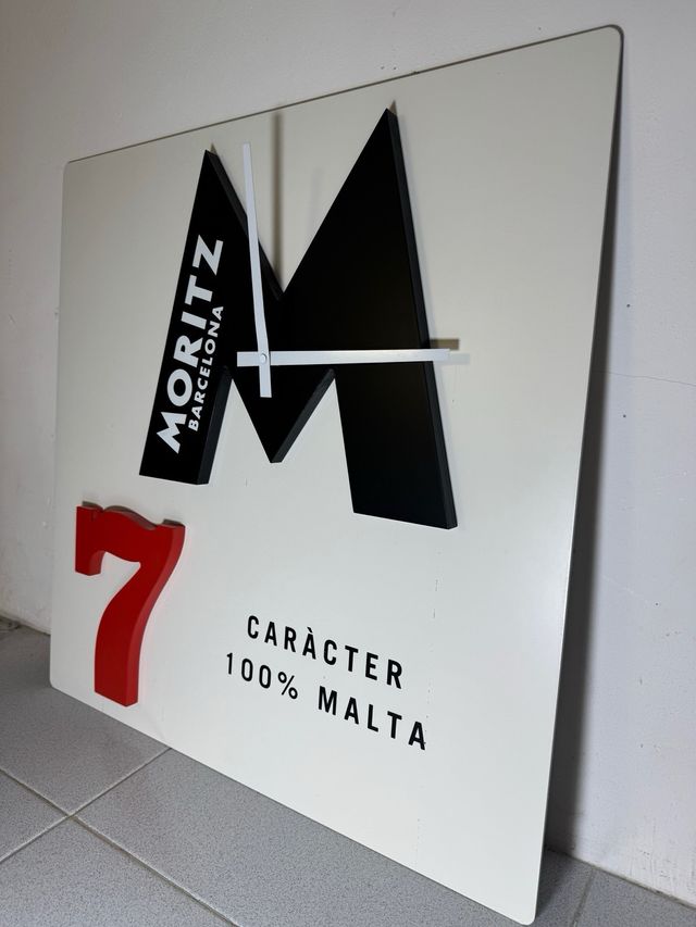 Cerveza Moritz Barcelona reloj pared promocional