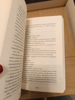 Crepúsculo (Saga Crepúsculo 1) (Spanish Edition)