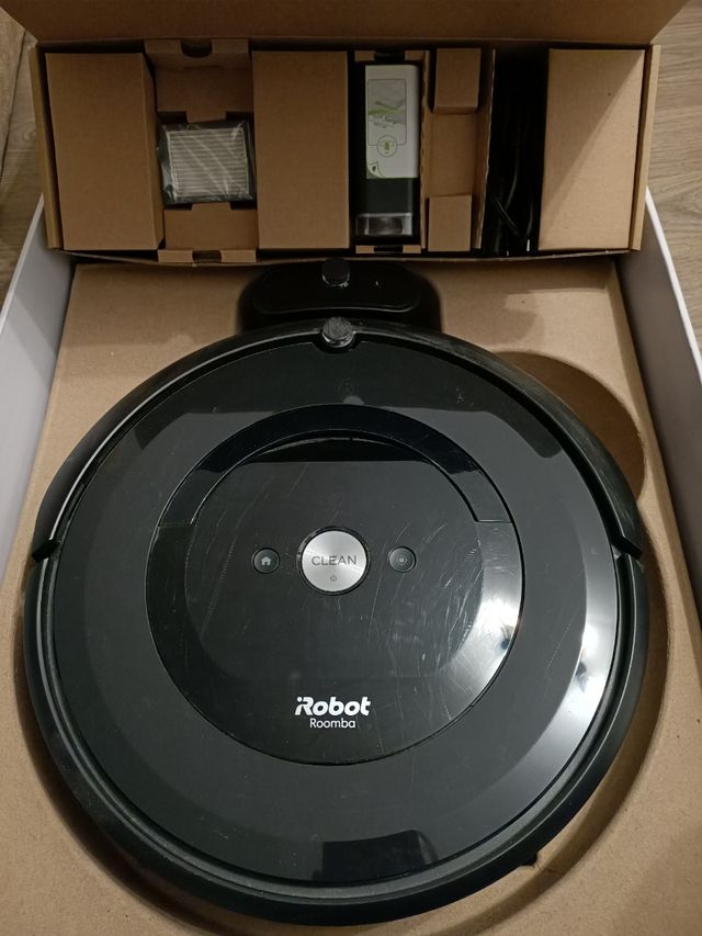 Roomba e5