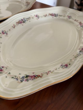 Juego bandejas y ensaladera Bidasoa porcelana