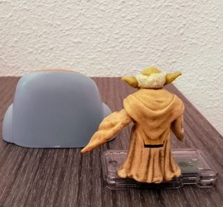 Yoda with Jedi Council Chair. Star Wars. Hasbro.