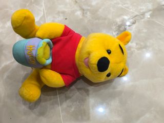 Peluche Winnie the Pooh con vaso miele