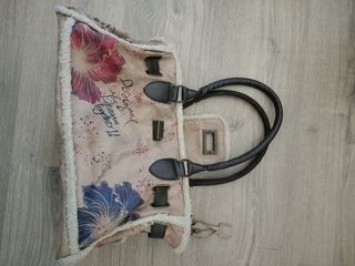 Bolso desigual beige