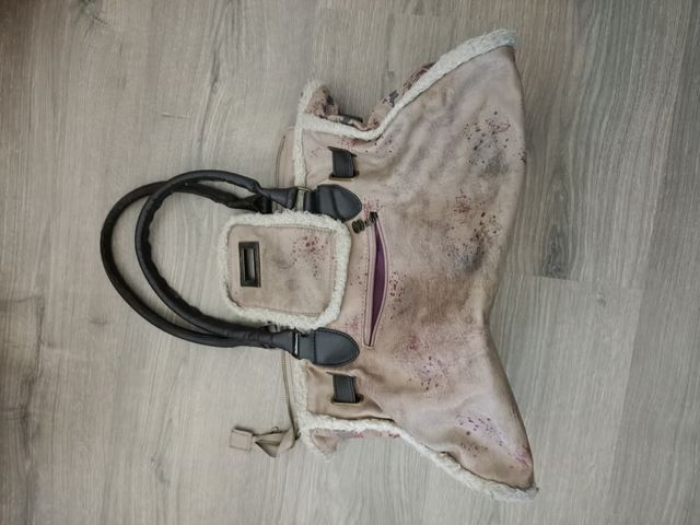 Bolso desigual beige