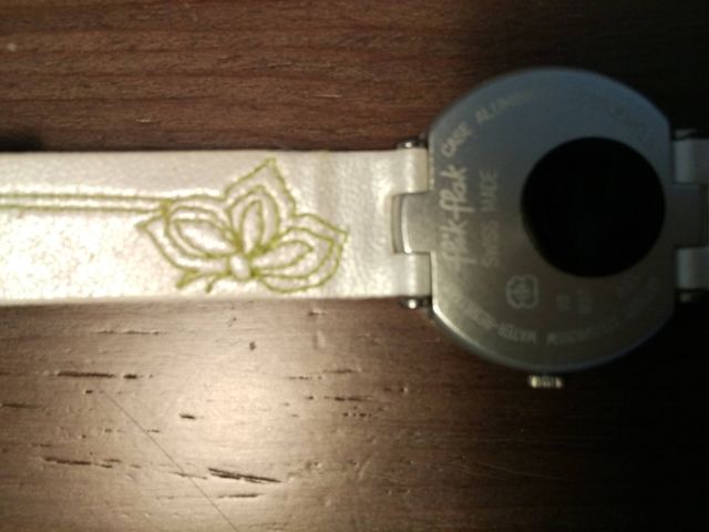 Reloj de mujer marca flik flak