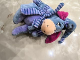 Peluche ih oh con vestaglia