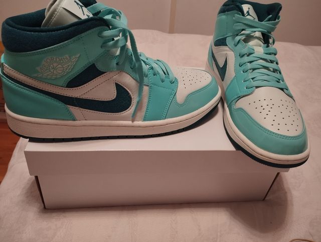 Botas AIR JORDAN 1Mid Se ORIGINALES NUEVAS