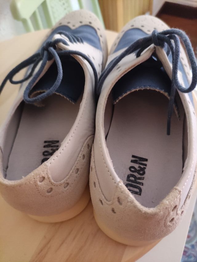 Zapatos blucher de piel