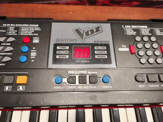 Teclado electrónico LA VOZ