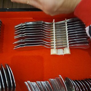 Cuberteria en cajonera a estrenar