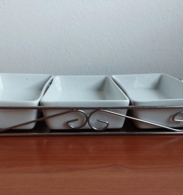 Piatto snack a 3 scomparti 