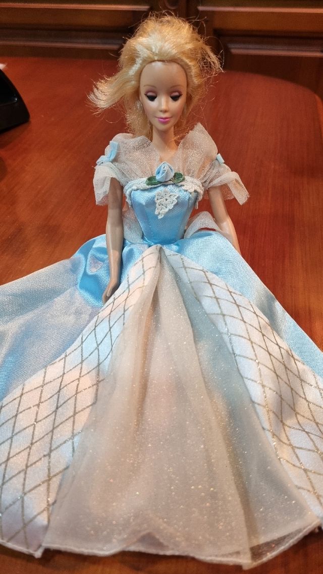 Barbie BELLA DURMIENTE