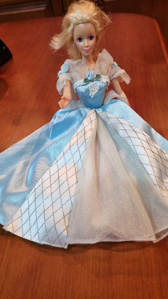 Barbie BELLA DURMIENTE