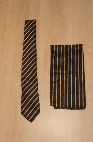 CORBATA + PAÑUELO