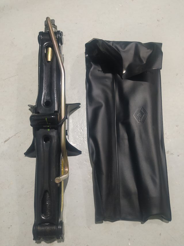 Conjunto de gato Renault