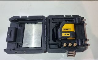 Laser dewalt verde