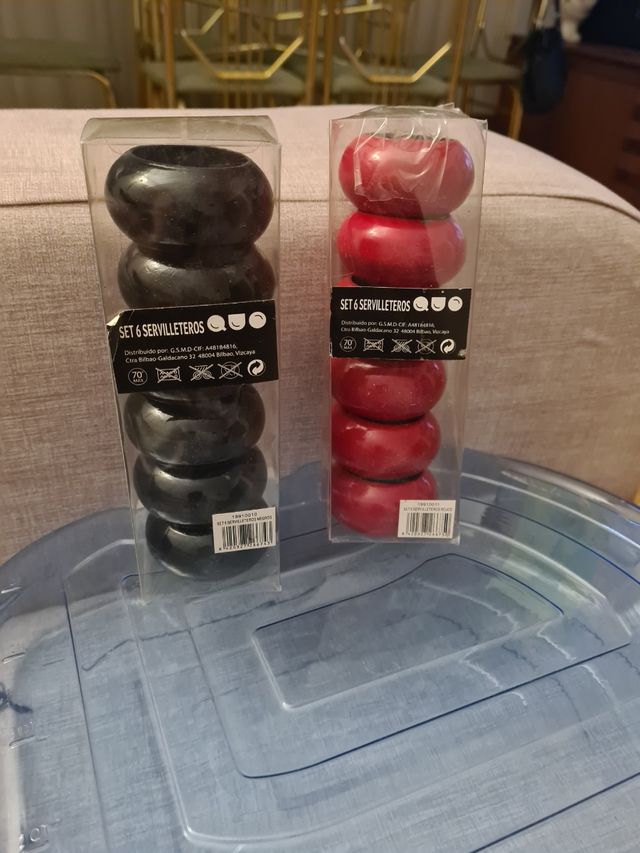 Servilleteros 2 estuches por 5 euros