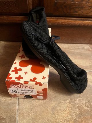 Zapatillas Confortinas. Talla 36