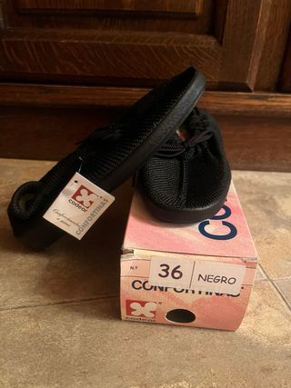 Zapatillas Confortinas. Talla 36