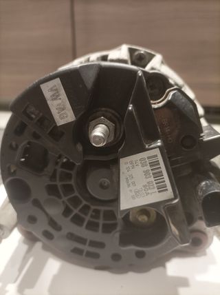 Alternador  BOSCH golf 1.9 TDI.(2003)GRUPO VAG