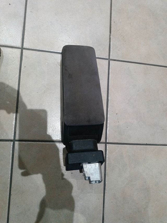 Reposabrazos Seat León mk1