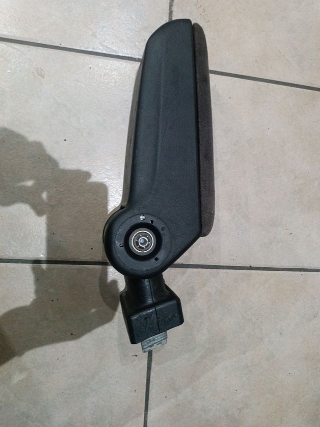 Reposabrazos Seat León mk1