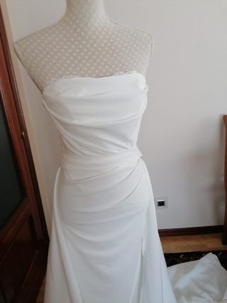 Nuevo vestido de novia + sobrefalda