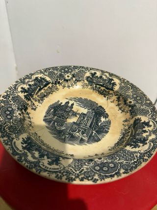 Plato La Cartuja Pickman 1900