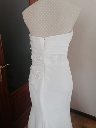 Nuevo vestido de novia + sobrecola flora