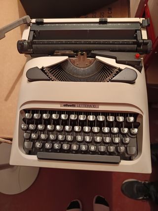 Maquina escribir Olivetti