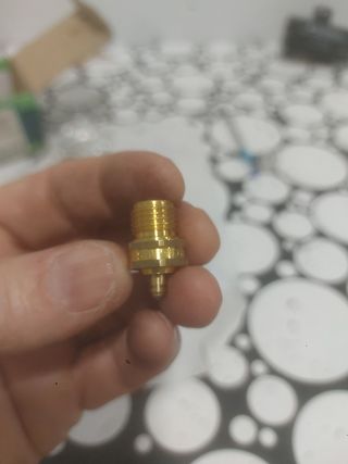 Aguja flotadorcarburador R C A 1,5