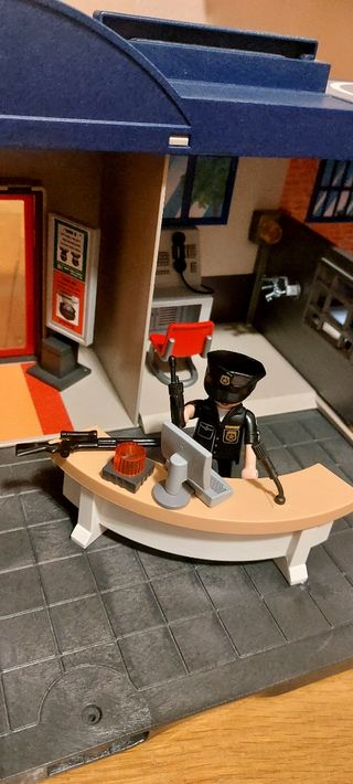 Playmobil city action 5299 (comisaría)