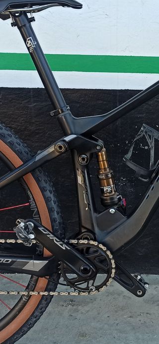 Megamo track elite 05