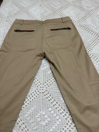 Pantalon mujer pitillo camel 