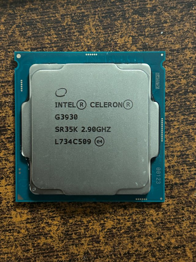 Intel Celeron G3930 2.90 GHz 2-Core 2MB SR35K GPU LGA-1151 Desktop