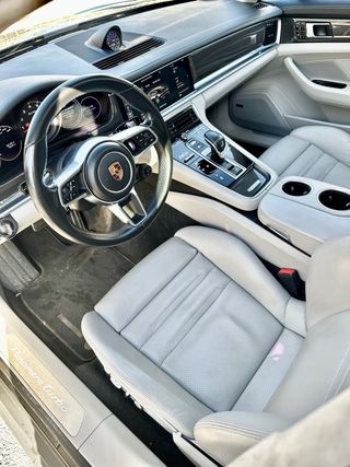 🚘 Porsche Panamera V8 TURBO 550cv