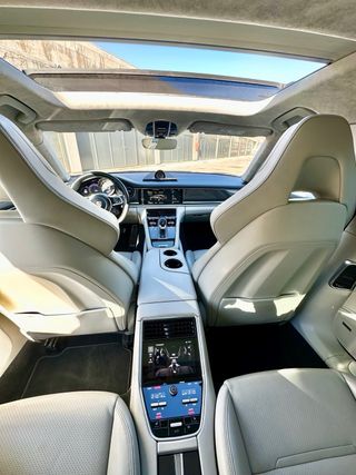 🚘 Porsche Panamera V8 TURBO 550cv