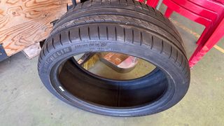 Neumatico Michelin 235/40 ZR18 usado buen estado