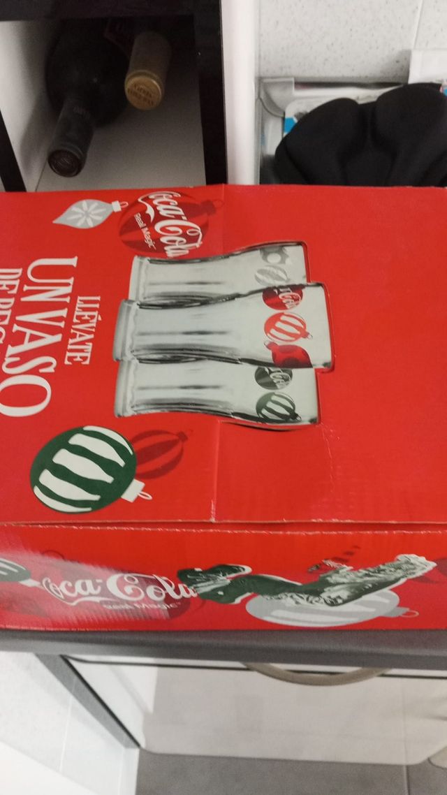 12 Vasos Cocacola