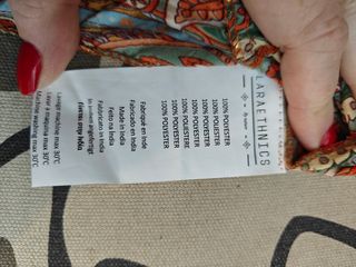 Falda asimetrica hecha en India