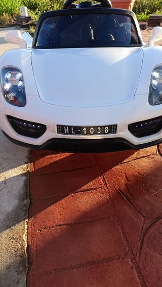 Coche eléctrico niño
