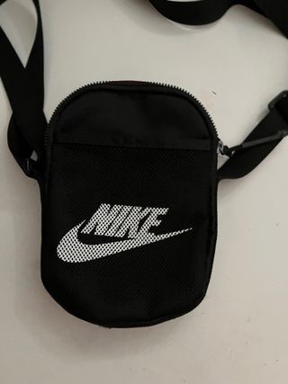 bolsito nike