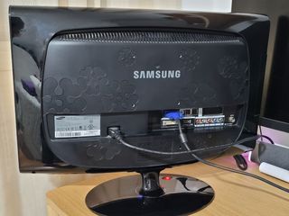 Se vende monitor Samsung SyncMaster 23"