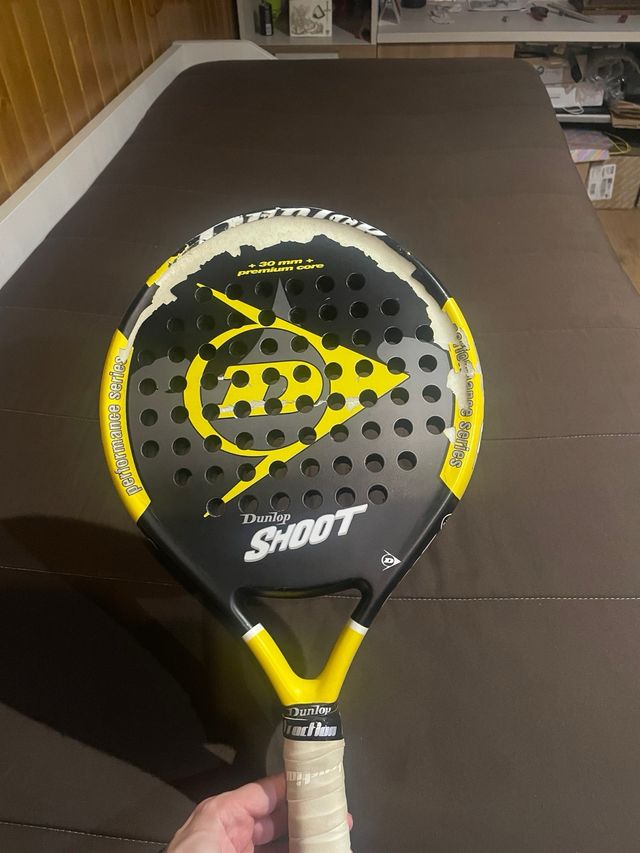 Pala de padel dunlop