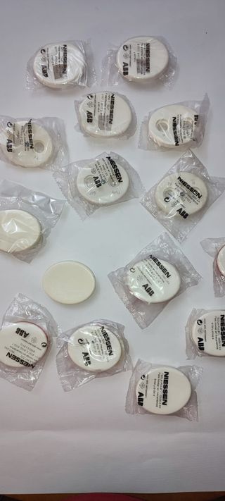 Niessen tacto, blanco,marcos,teclas,tapas