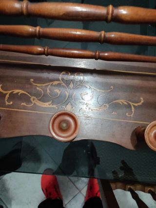 PERCHERO DE MADERA ANTIGUO